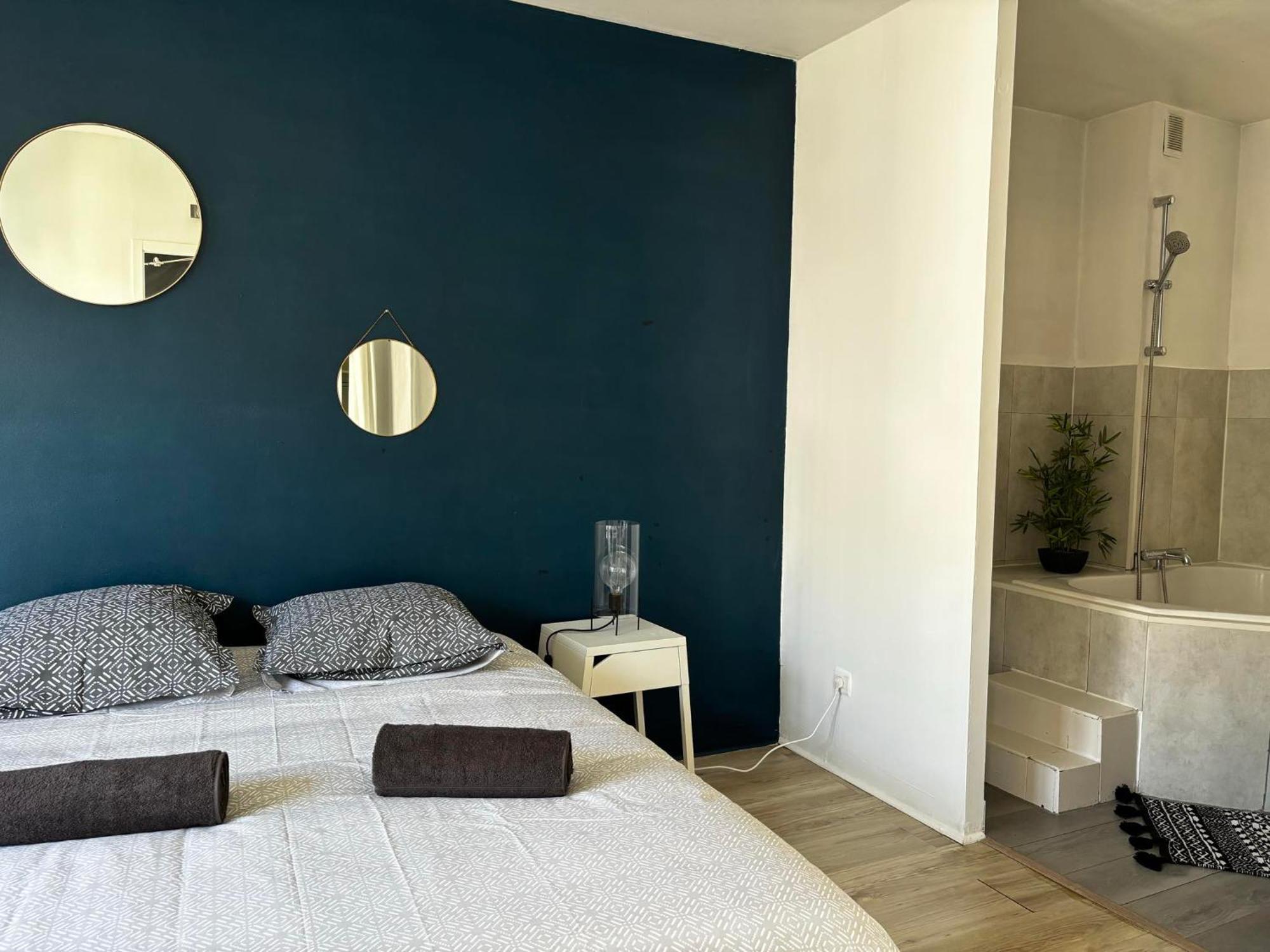 Appartement Hypercentre A 2 Min Du Lac Annecy Exterior foto
